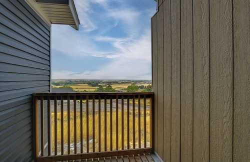 Idaho Falls Apartment | Balcony & Stunning Views: Airy Apt in Idaho Falls