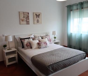 Montechoro Apartment | Balcony View Albufeira