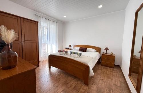 Capelas House | Baleeiro do Cais:Harbour House, Fishing, Fireplace