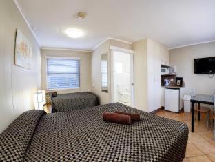 Tuncurry Hotel | Bali Hi Motel