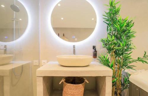 Lens Apartment | Bali Lodge - Evasion balinaise - Jaccuzzi - Sauna