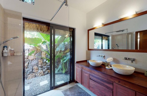 Black River Villa | Balinese villa in a quiet private domain