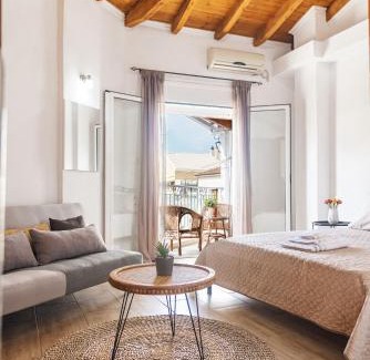 Molos Apartment | Balkonaki Studio