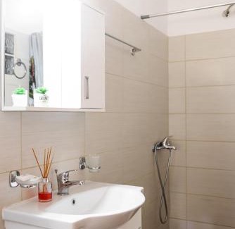 Molos Apartment | Balkonaki Studio