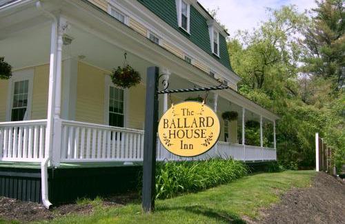 Meredith Hotel | Ballard House Inn