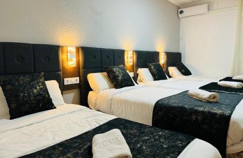 Barajas de Melo Hotel | Ballestar Hotel Bar & Grill