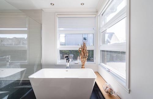 Saint-Jean-Sur-Richelieu House | "Ballon town "very luxury house with Pool, family friendly, great for events.