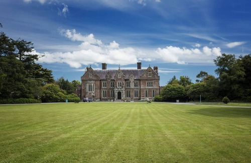 Cahore House | Ballygarrett Holiday Home by Interhome