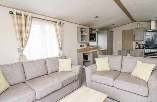 Pendine Cottage | BALMORAL, family friendly, character holiday cottage in Pendine