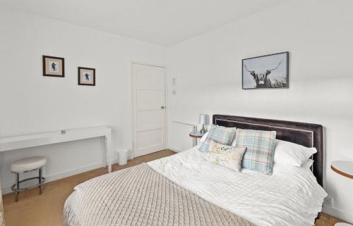 Falkirk House | Balmoral Residence 30 mins from Edinburgh and Glasgow