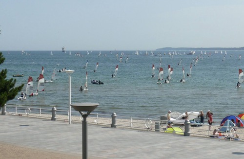Alt-Travemunde/Ronnau Apartment | Baltic Sea view, directly on the beach