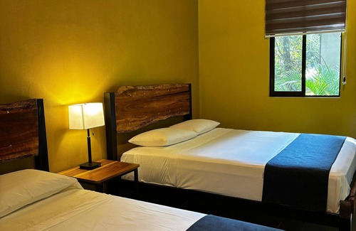 Las Horquetas Hotel | Bamboo River Lodge