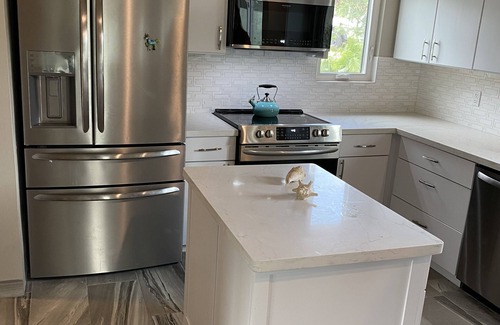 Estate Emmaus Villa | Bambooshay is a 2BR, 2BA private villa with AC, pool, hot tub & auto generator!