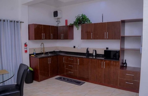 Surulere Apartment | Bamgbose Apartments - Sleeps 2 - Balcony - Parking