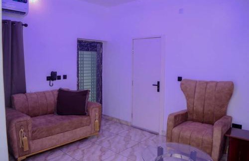 Surulere Apartment | Bamgbose Apartments - Sleeps 2 - Parking - Balcony