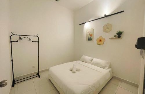 Daerah Kulai House | Bandar Putra 16pax Ktv Snooker BBQ/IOI Mall/JPO/Aeon/Senai Airport