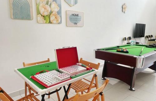 Daerah Kulai House | Bandar Putra 16pax Ktv Snooker BBQ/IOI Mall/JPO/Aeon/Senai Airport