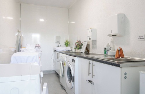 Overton-on-dee Cottage | BANGOR, pet friendly, character holiday cottage in Ellesmere