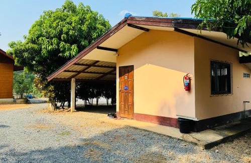 Long House | Bansuan Resort, Long, Phrae