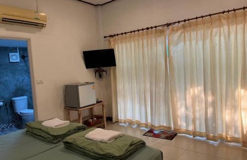 Kanchanaburi Resort | Bansuanmaenamบ้านสวนแม่น้ำ-บ้านริมน้ำA