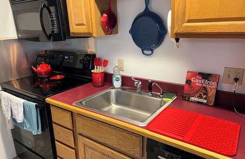 Bar Harbor Condo | Bar Harbor Small 1BR Condo: All You Need for your Getaway. Ideal Location!