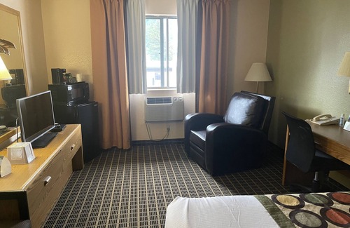 Sitka Hotel | Baranof Lodge