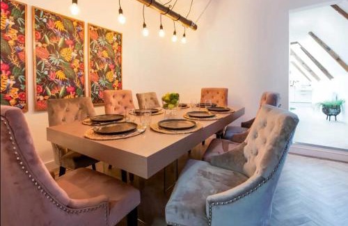 Barbican House | Barbican's Luxurious Townhouse