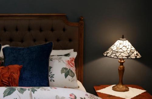 Gunning Apartment | Barbour House