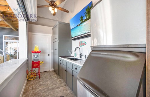 Lake Ozark House | BARE FEET RETREAT! Swim Dock, 5 Decks, Elevator, Gaming Room, Bagnell Dam Strip!