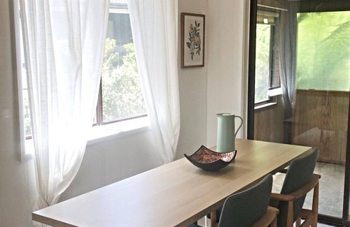 Narrawallee House | Barefoot Beach House a newly renovated home in the heart of Narrawallee