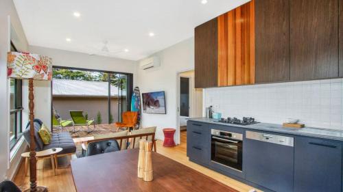 Pearl Beach House | Barefoot - Pearl Beach Wifi Family Friendly