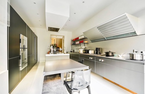 Earl's Court Villa | Barkstone Gardens - Three Bedroom Villa, Sleeps 6
