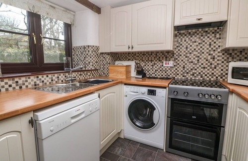Chysauster Cottage | BARN COTTAGE, pet friendly, with pool in Penzance