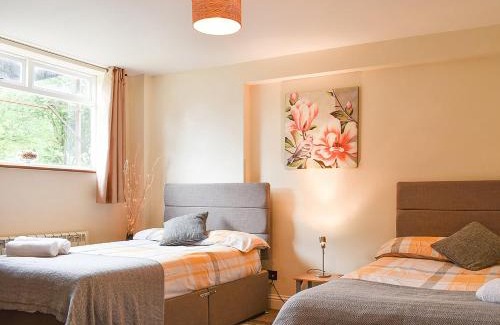 Denton House | Barn Terrace - 28972