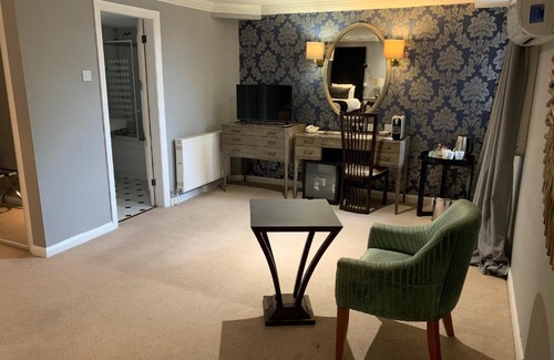 Walsall Hotel | Barons Court Hotel Walsall