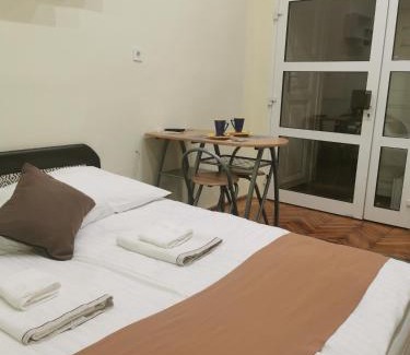 Szolnok Apartment | Baross-hat 5