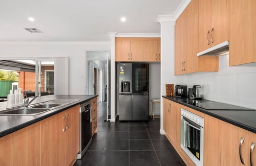 Tanunda House | Barossa Luxe - Prime Location in Tanunda