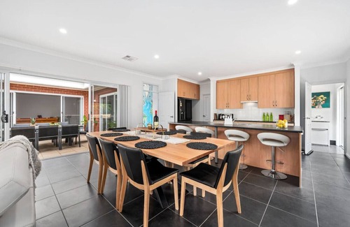 Tanunda House | Barossa Luxe - Prime Location in Tanunda