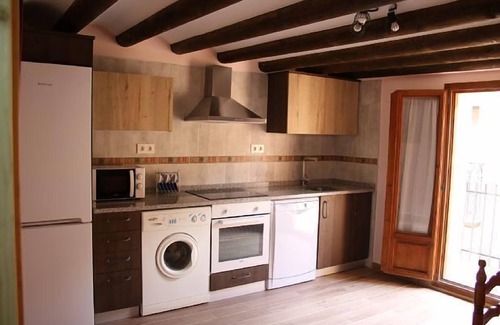 Riglos Cottage | Barranquero House for 4 people + (2 extras)