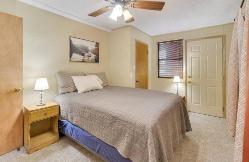 Eufaula House | Barrel Cabin at Sandy Bass Bay