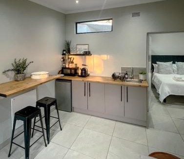 Westdene Apartment | Barrel Cottage