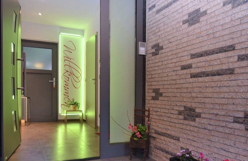Steinbach-Hallenberg Apartment | Barrier-free, modern apartment with terrace at the foot of Hallenburg Castle