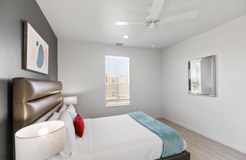 Midland Apartment | Barsala l Spacious 1BD with Coworking Spaces
