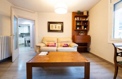 Les Escaldes Apartment | Barthe Holidays I Apartamento céntrico en Andorra 6PAX I Ideal grupo o familia, a 1 min de Caldea I Perfección