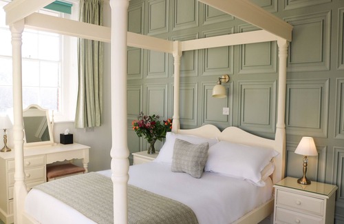 New Forest District Hotel | Bartley Lodge Hotel