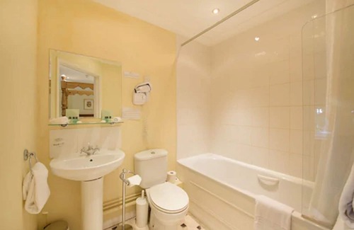 New Forest District Hotel | Bartley Lodge Hotel