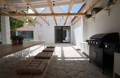 Valtice Villa | Barvířka