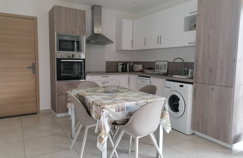 Alata Villa | bas de Villa Contemporaine