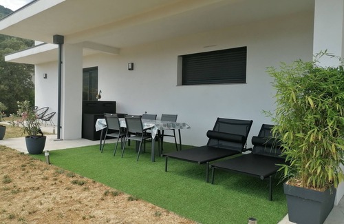 Alata Villa | bas de Villa Contemporaine