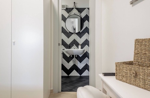 Viterbo House | Basco Guest House